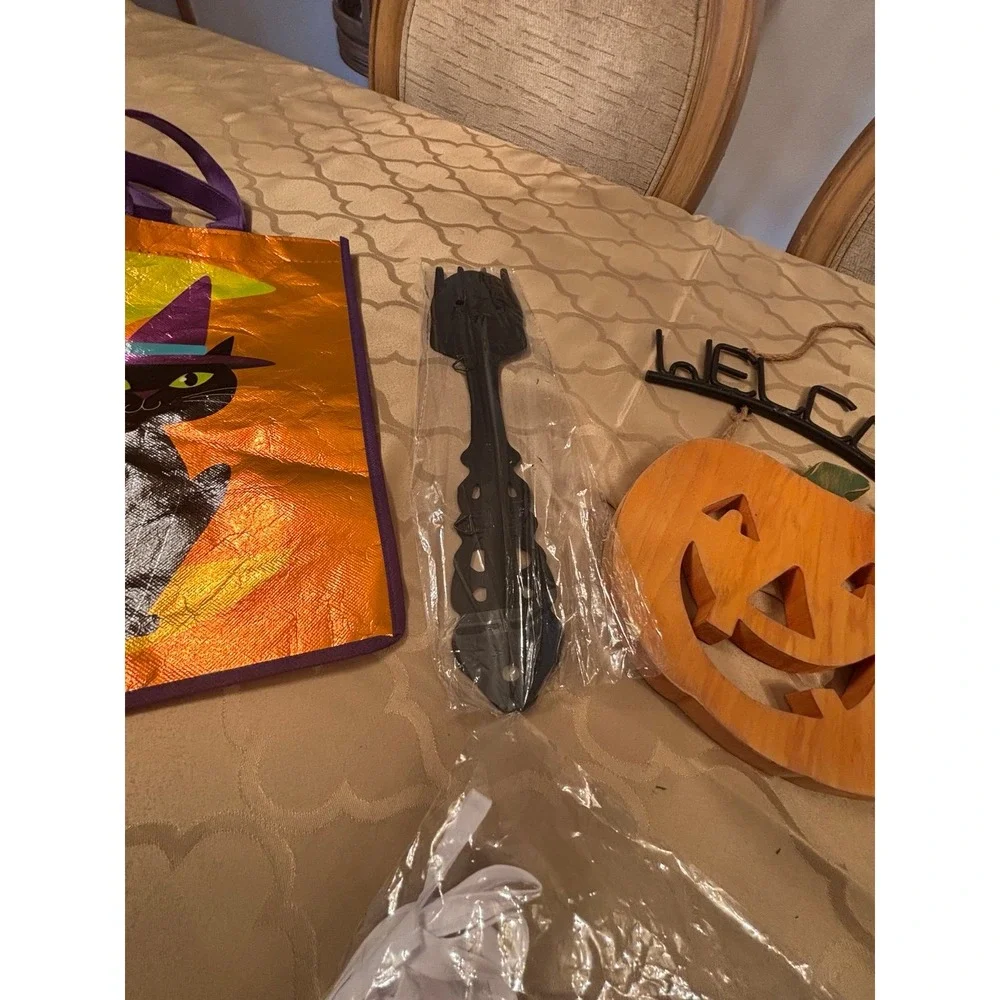 Halloween Party Favors Large Lot : Trick or Treat, Bags Sign Masks Accessories